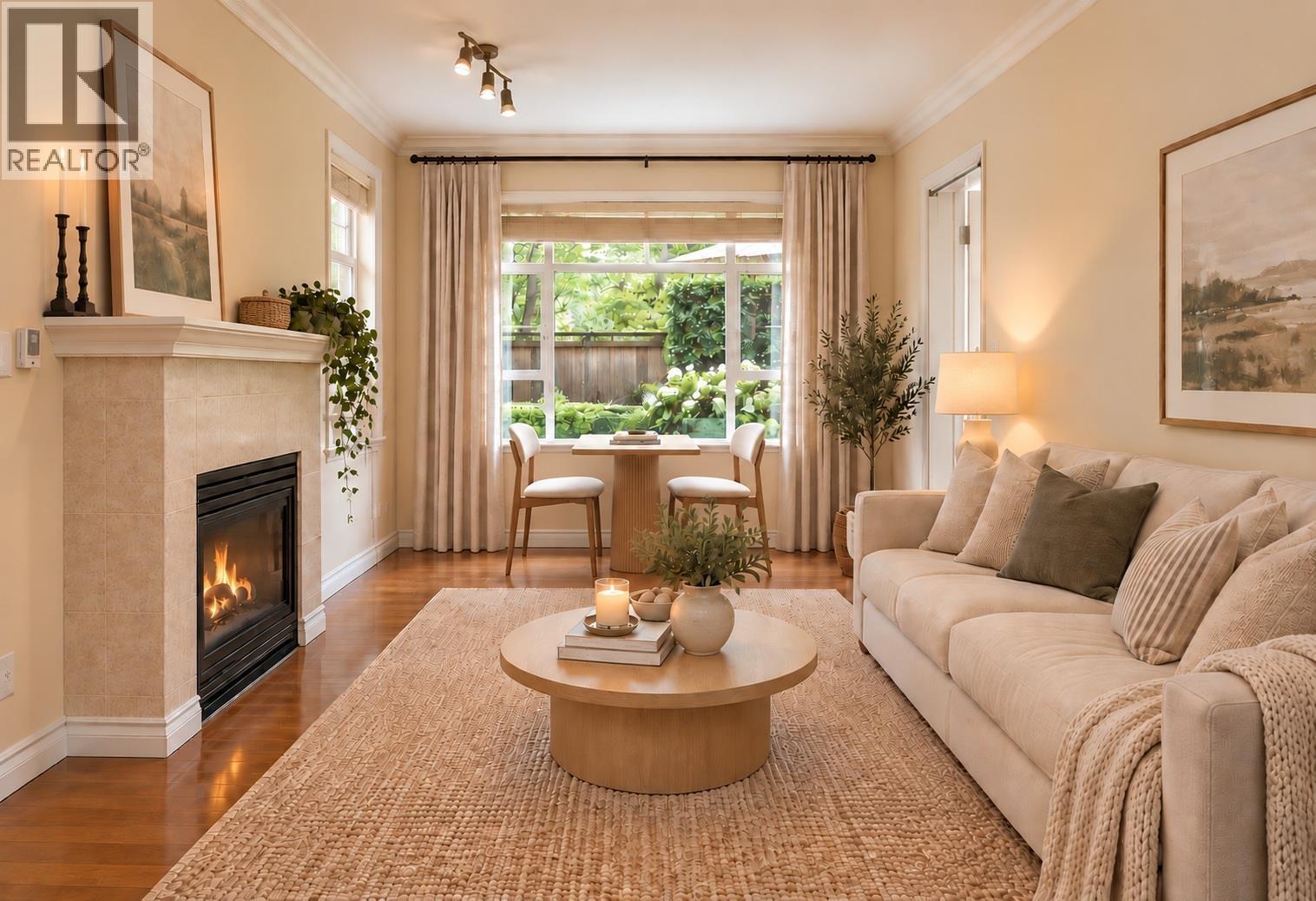103 3625 Windcrest Drive, North Vancouver