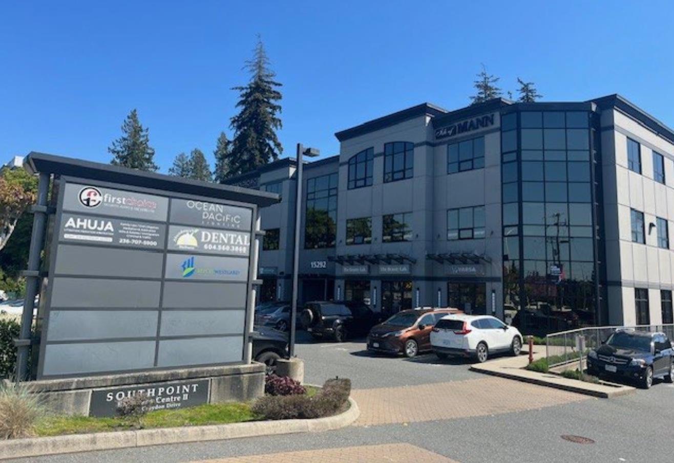 304 15292 Croydon Drive, Surrey