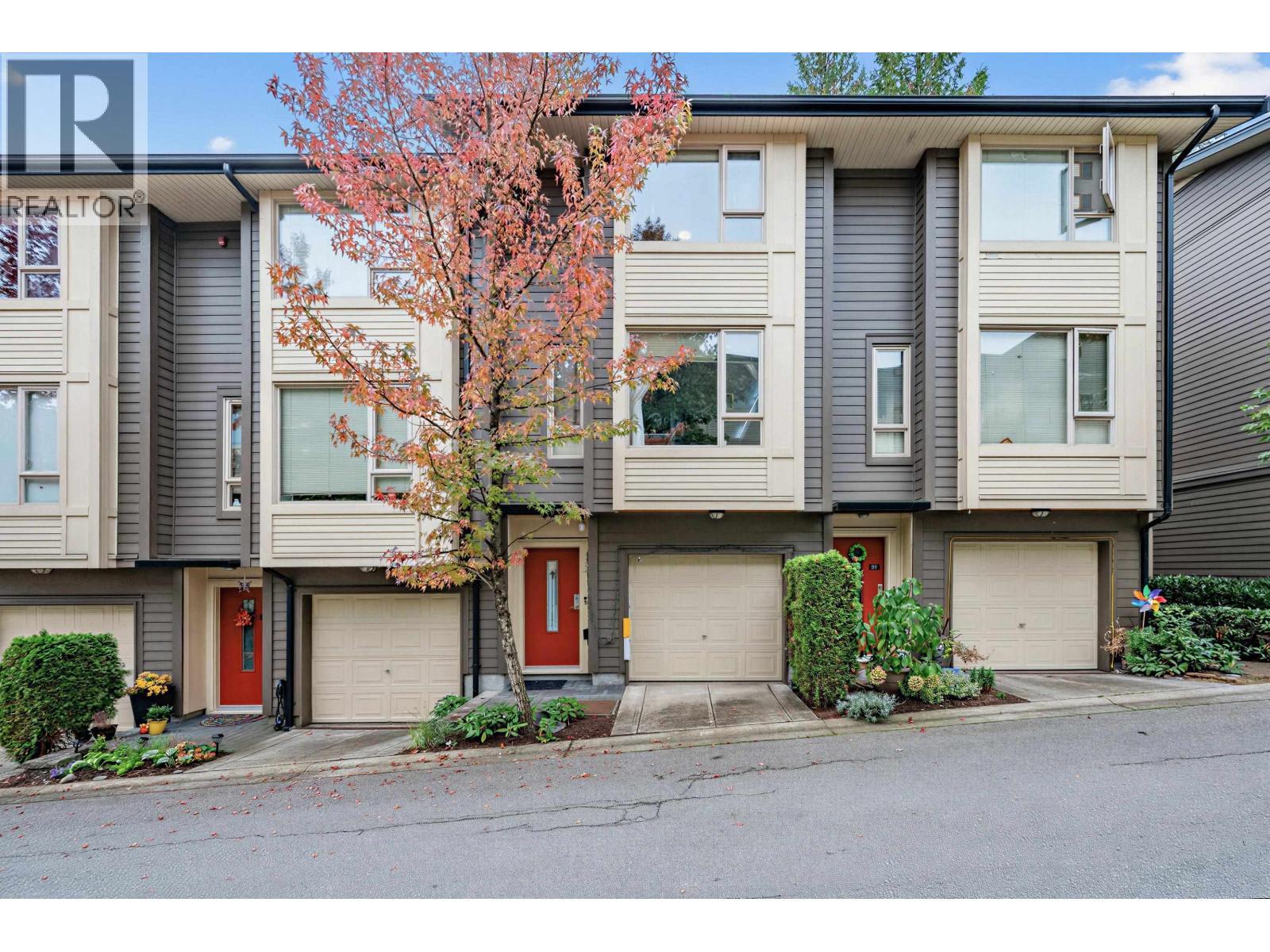 26 9229 University Crescent, Burnaby