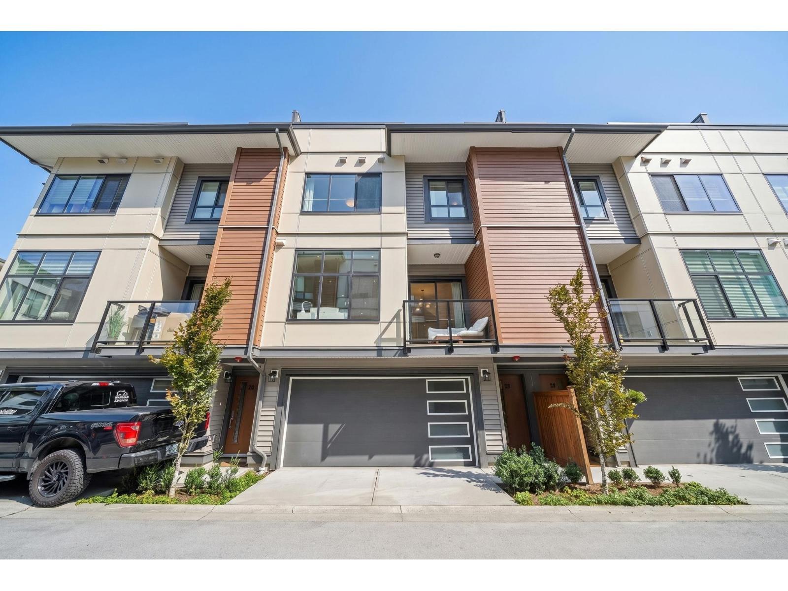 27 20849 78B Avenue, Langley