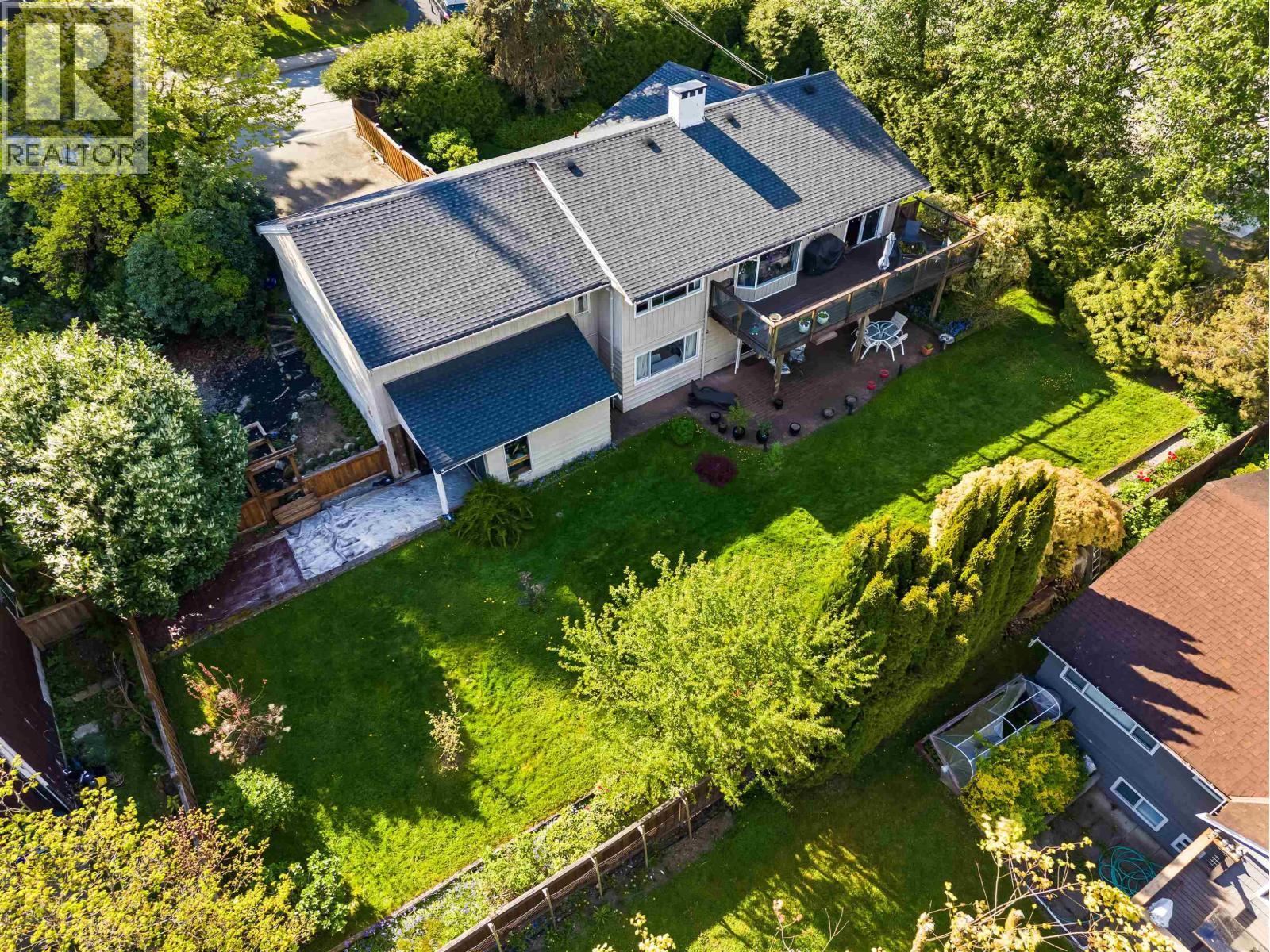 998 Fairway Drive, North Vancouver