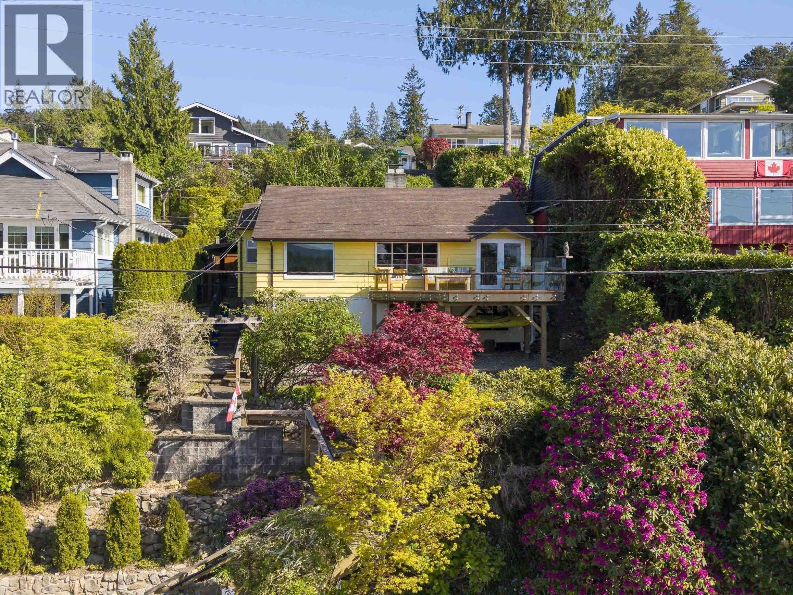 6248 Wellington Avenue, West Vancouver