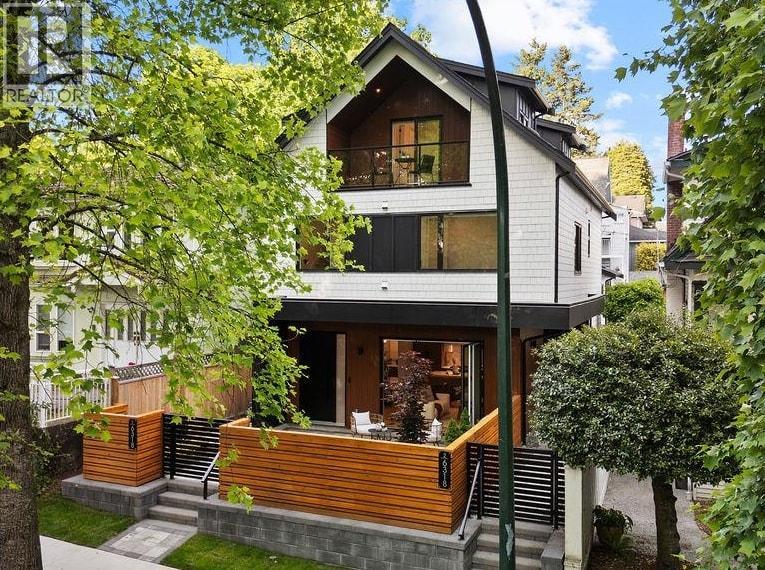 2 6318 Sophia Street, Vancouver