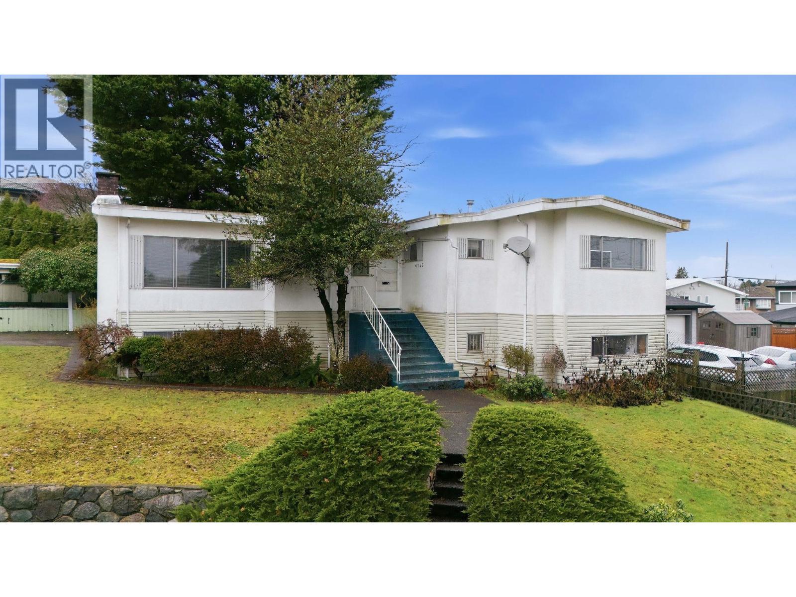 4745 Gilpin Court, Burnaby