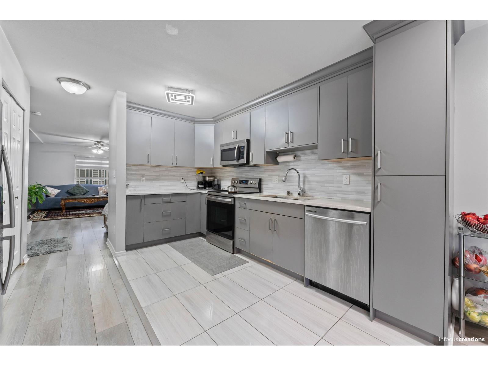9 12730 66 Avenue, Surrey