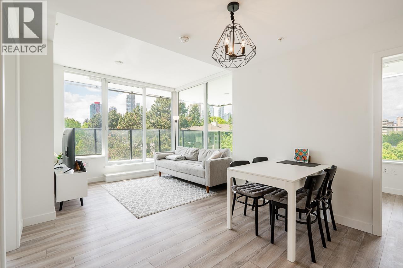301 6699 Dunblane Avenue, Burnaby