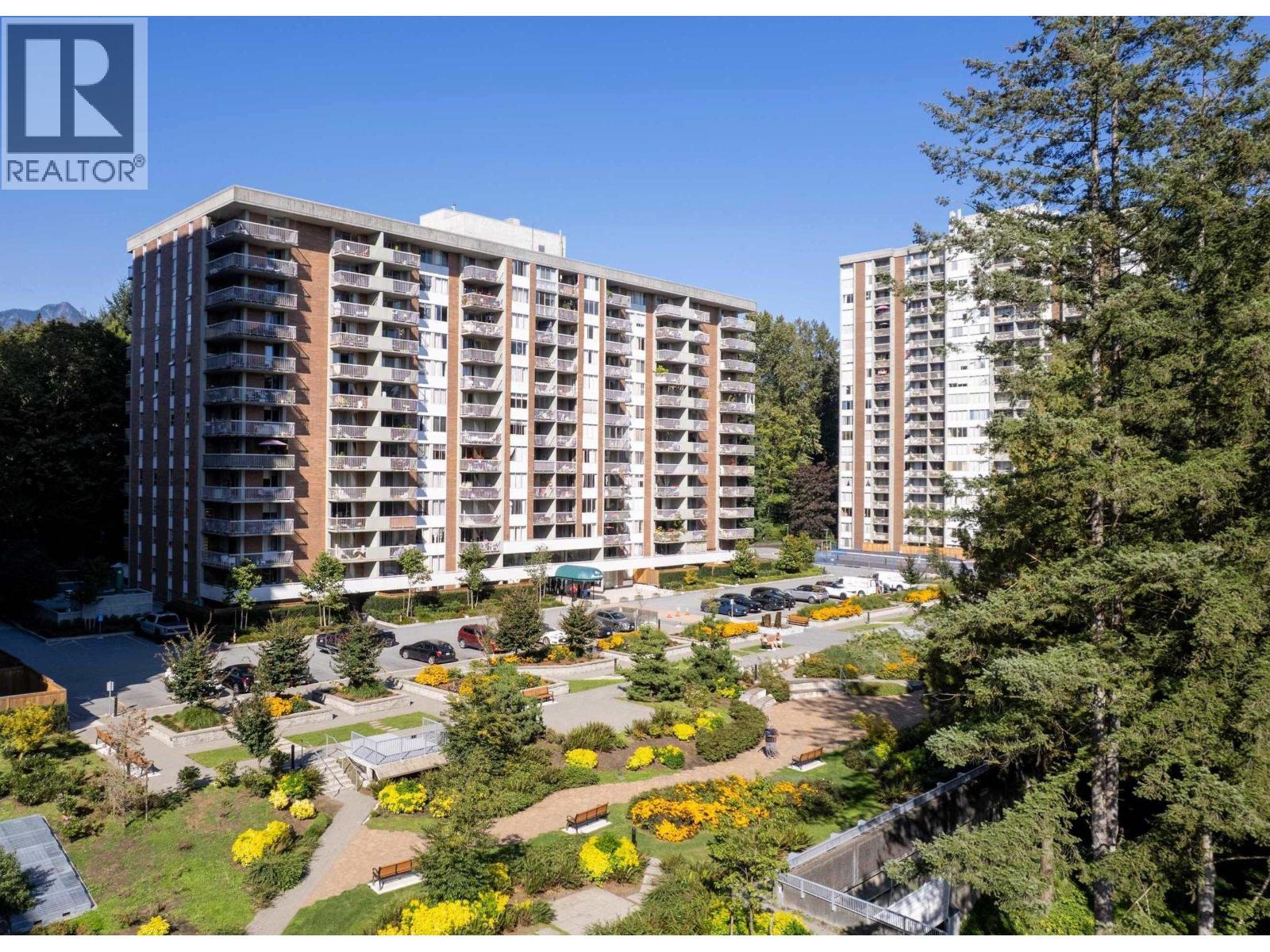 202 2012 Fullerton Avenue, North Vancouver