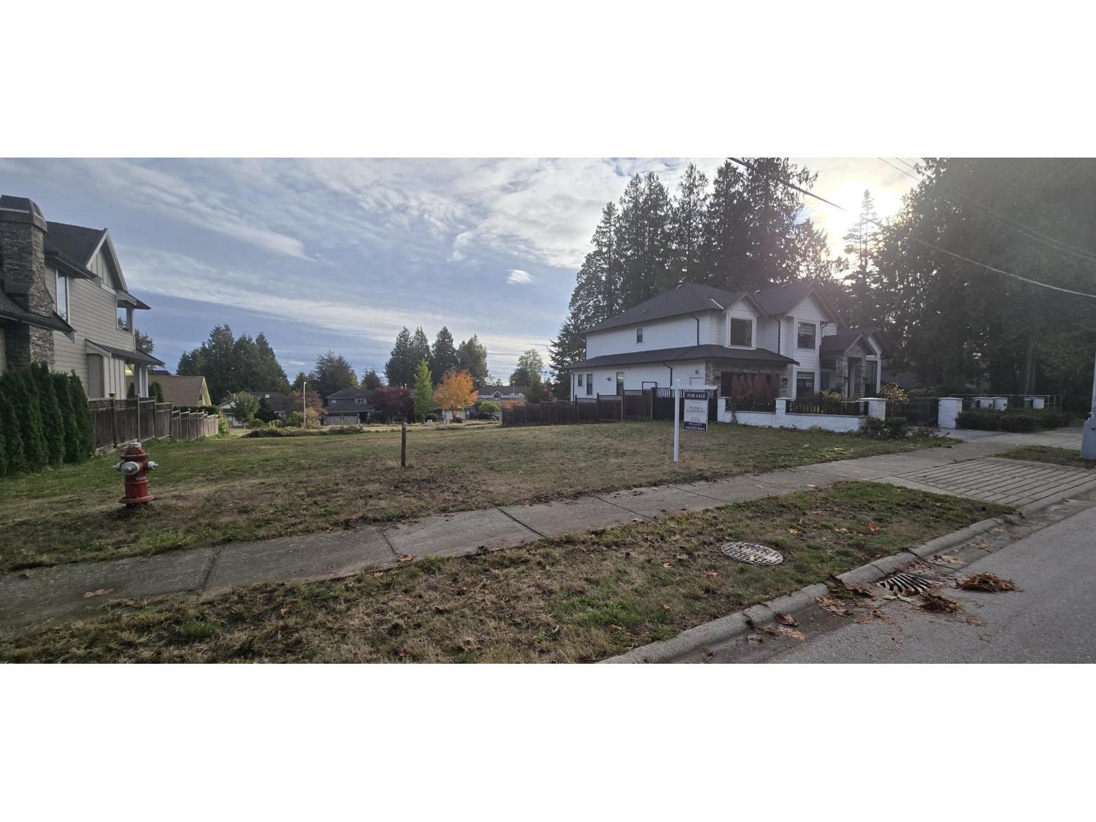 13518 15 Avenue, Surrey
