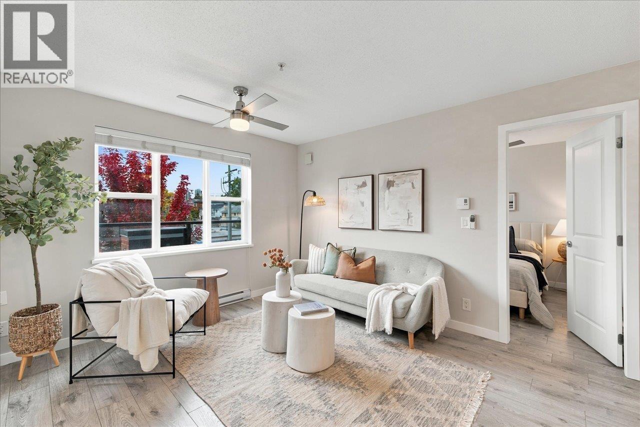 206 7908 15TH Avenue, Burnaby