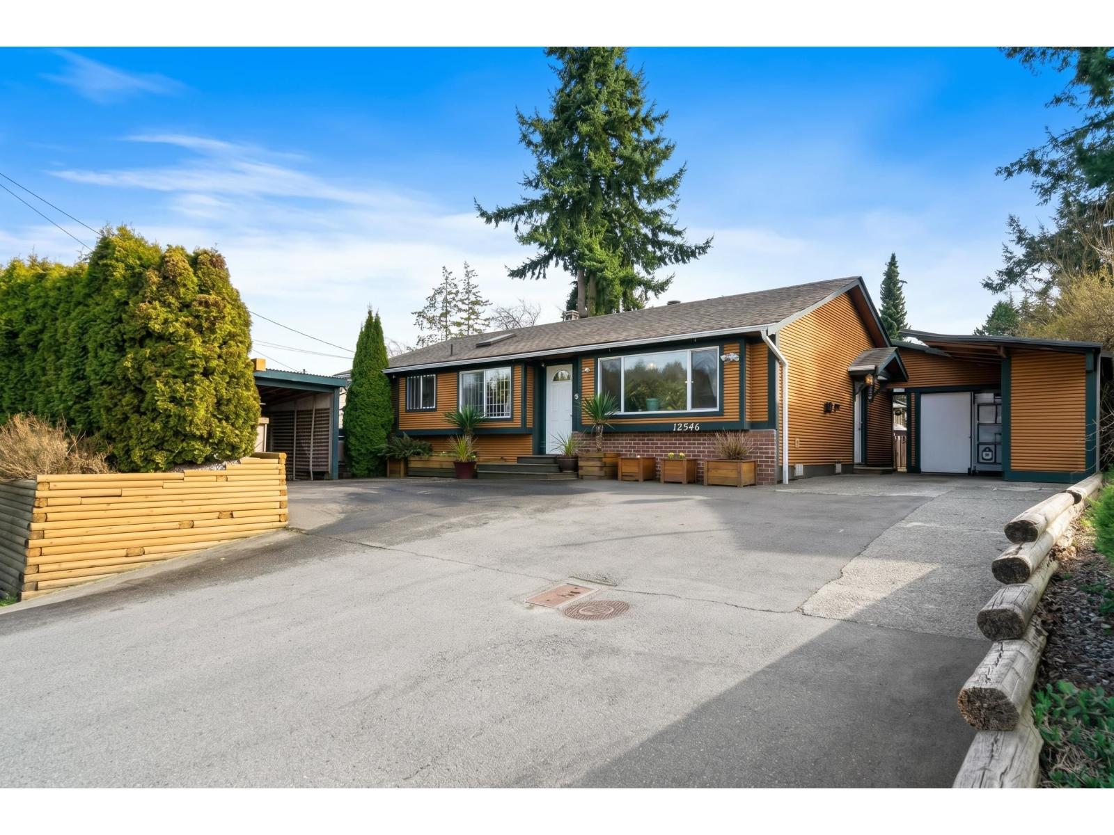 12546 96 Avenue, Surrey