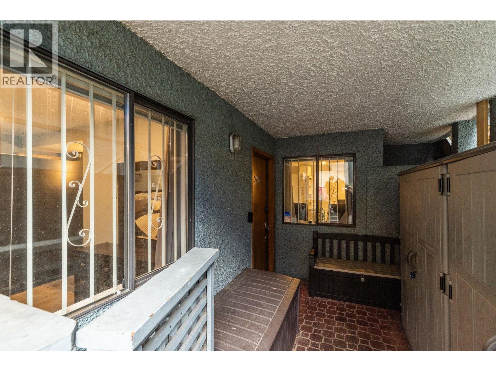204 1220 W 6TH Avenue, Vancouver