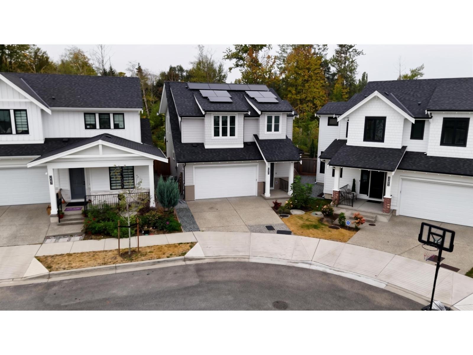 7567 196A Street, Langley
