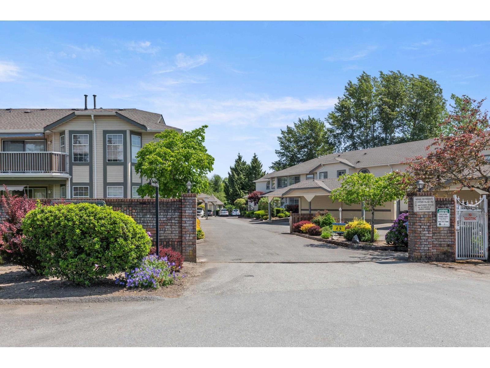 3 5760 174 Street, Surrey