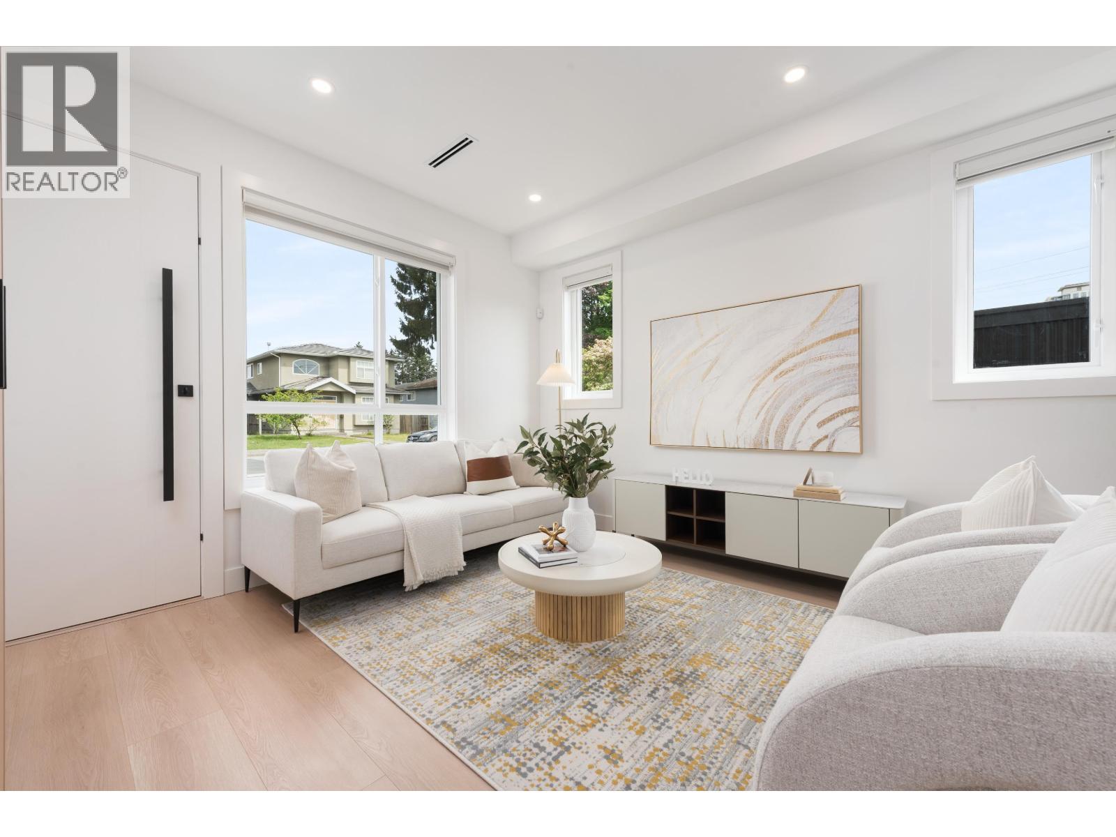 2 6808 Elwell Street, Burnaby
