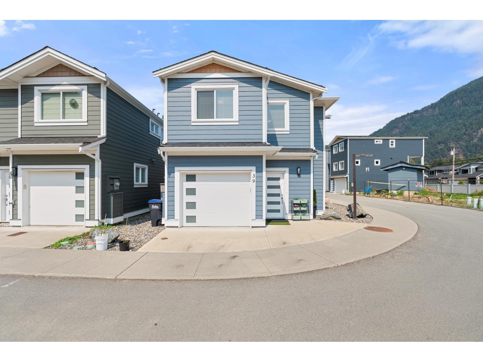 39 750 Hot Springs Road, Harrison Hot Springs