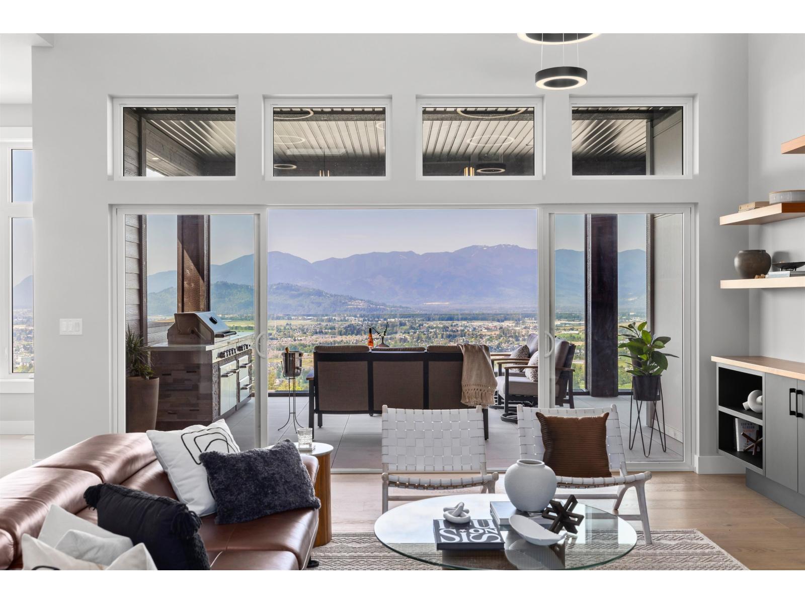 5487 Maclachlan Place, Chilliwack