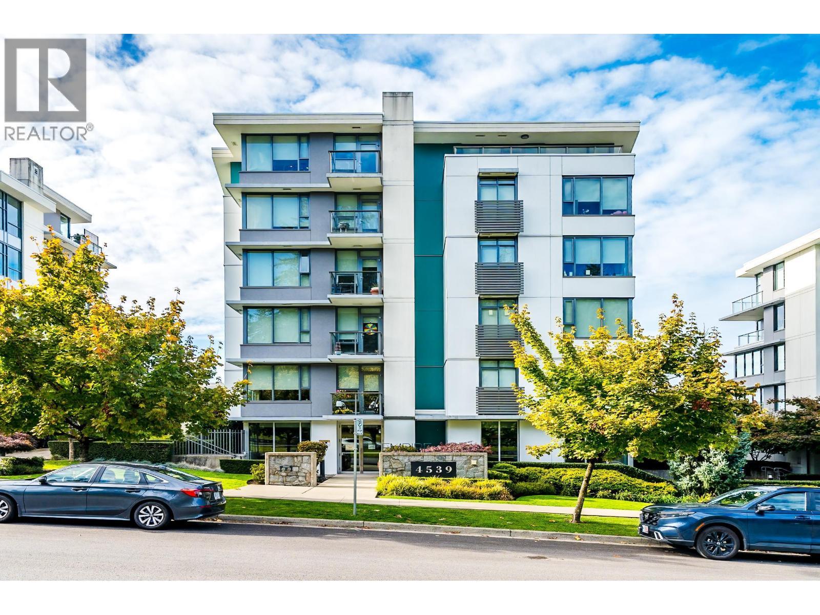 101 4539 Cambie Street, Vancouver
