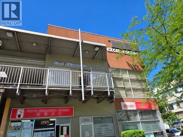 2010 8766 Mckim Way, Richmond