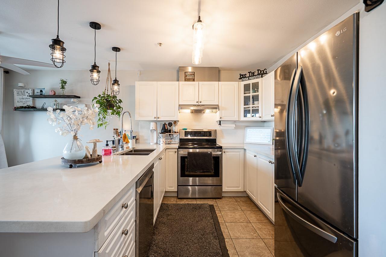408 6390 196 Street, Langley