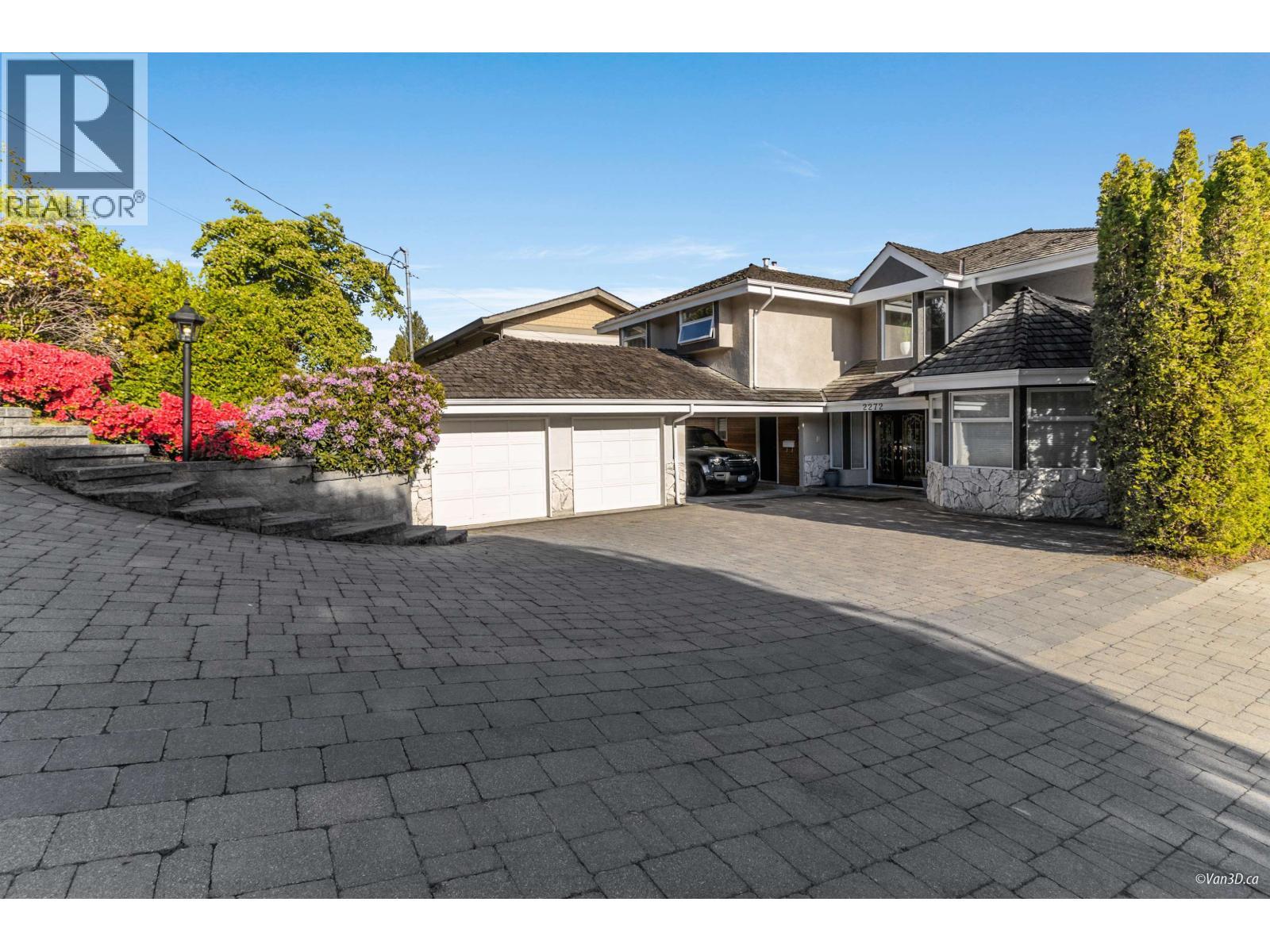 2272 Ottawa Avenue, West Vancouver