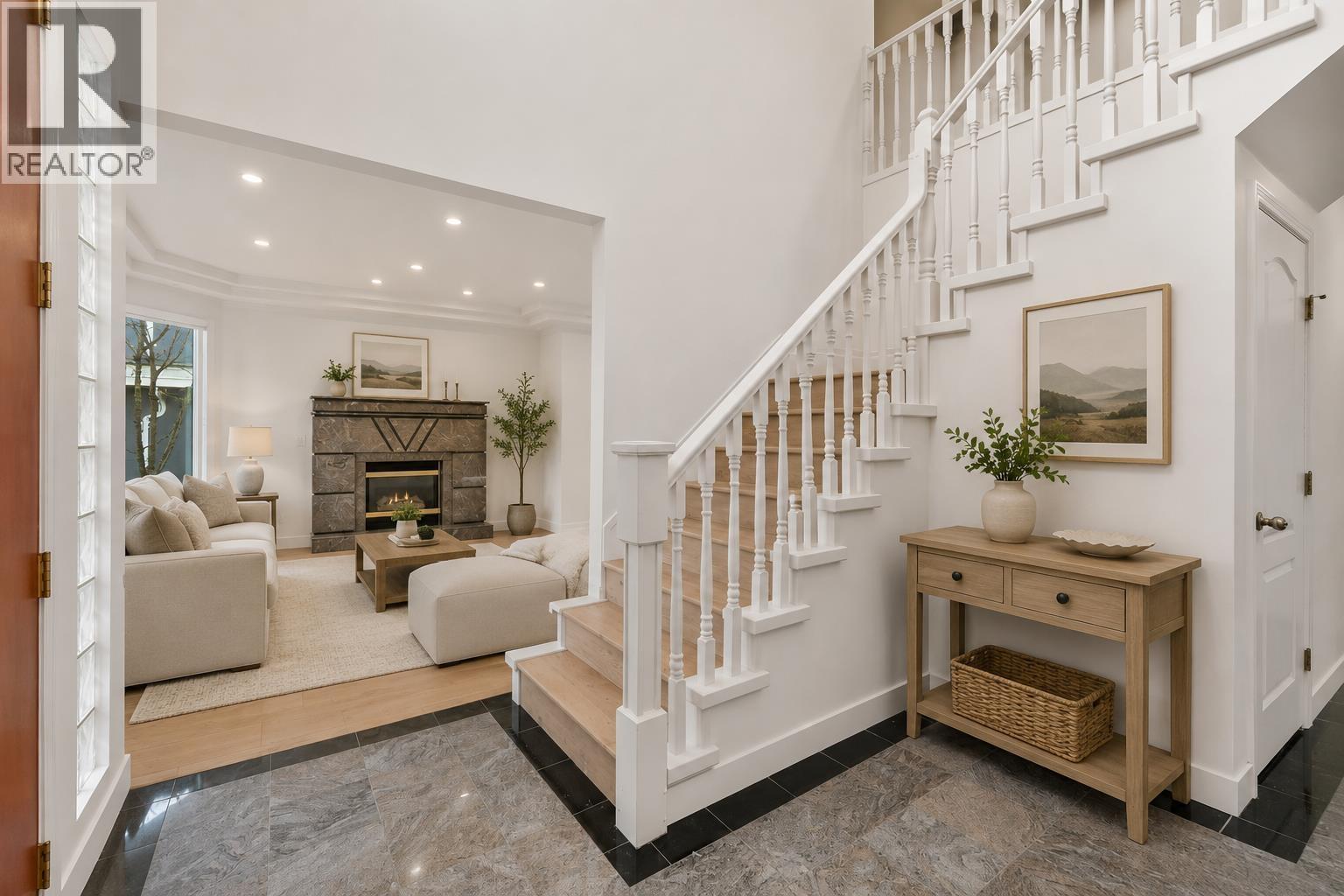 6998 Fielding Court, Burnaby