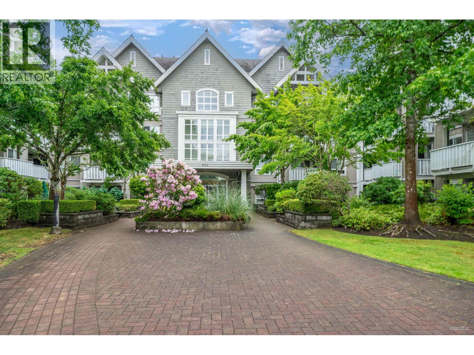 305 8120 Jones Road, Richmond