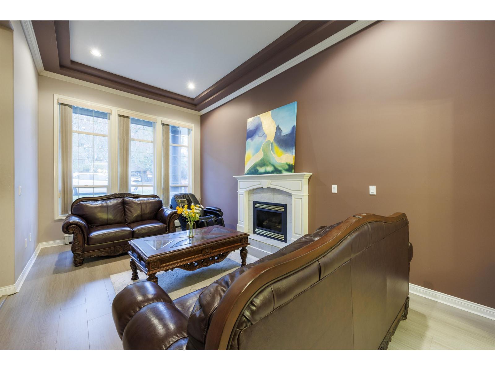 15210 82 Avenue, Surrey
