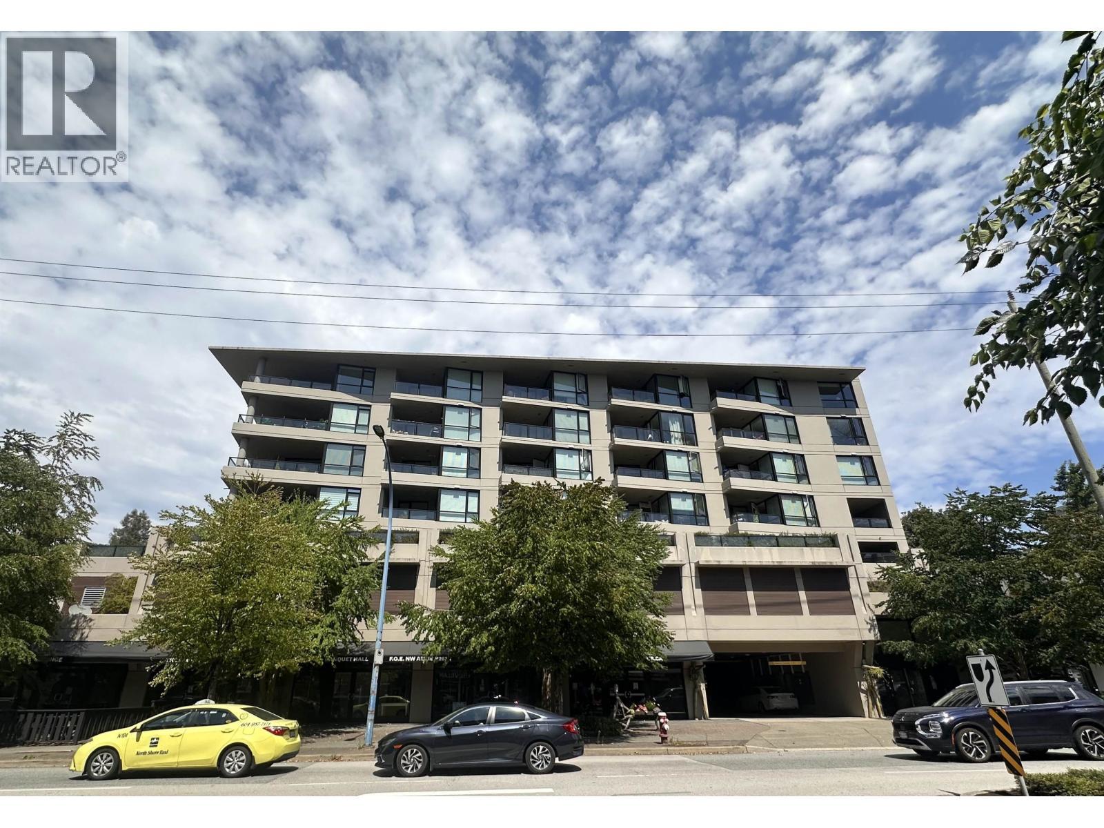 503 160 W 3RD Street, North Vancouver