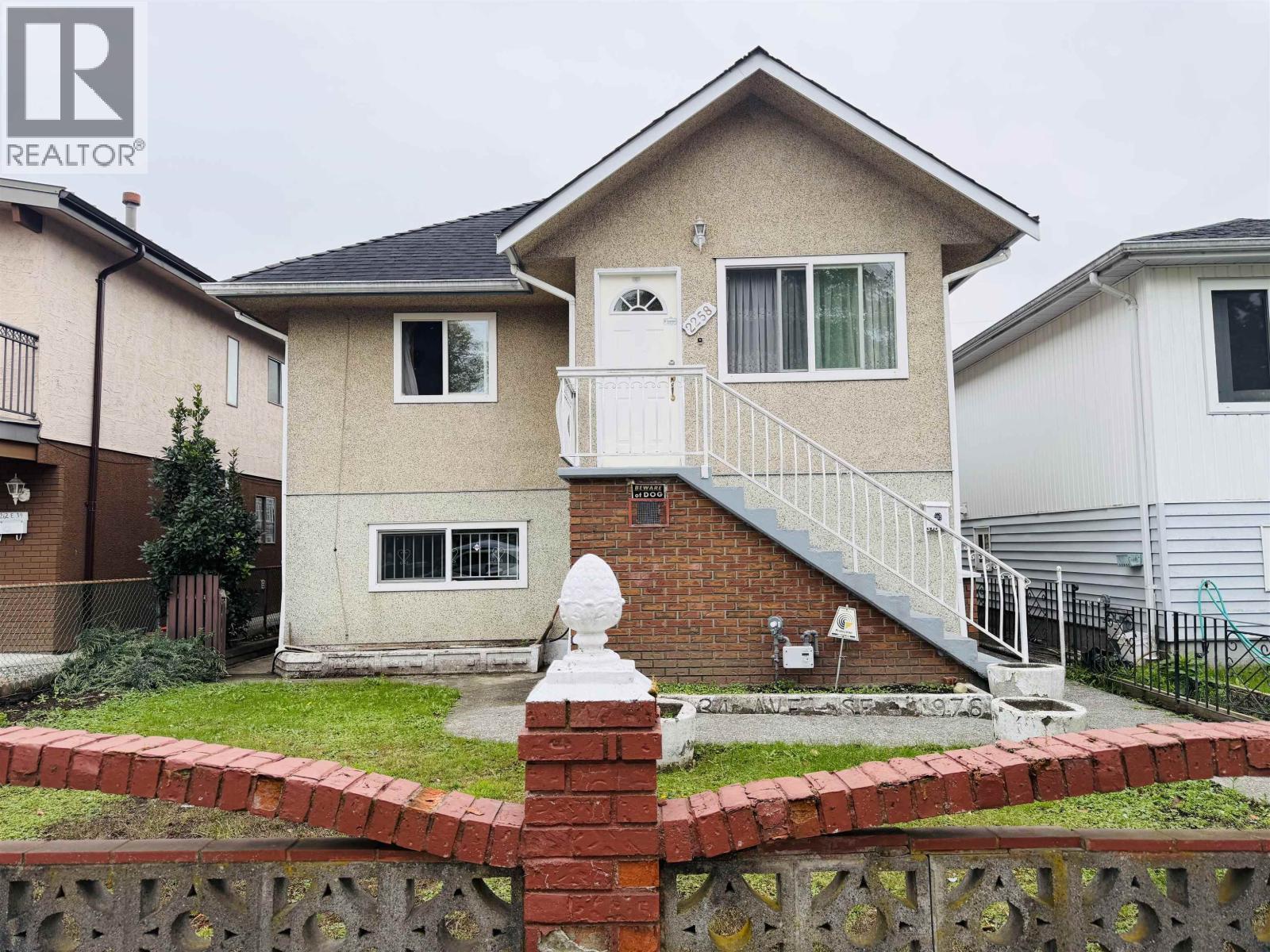 2258 34TH Ave E Avenue, Vancouver