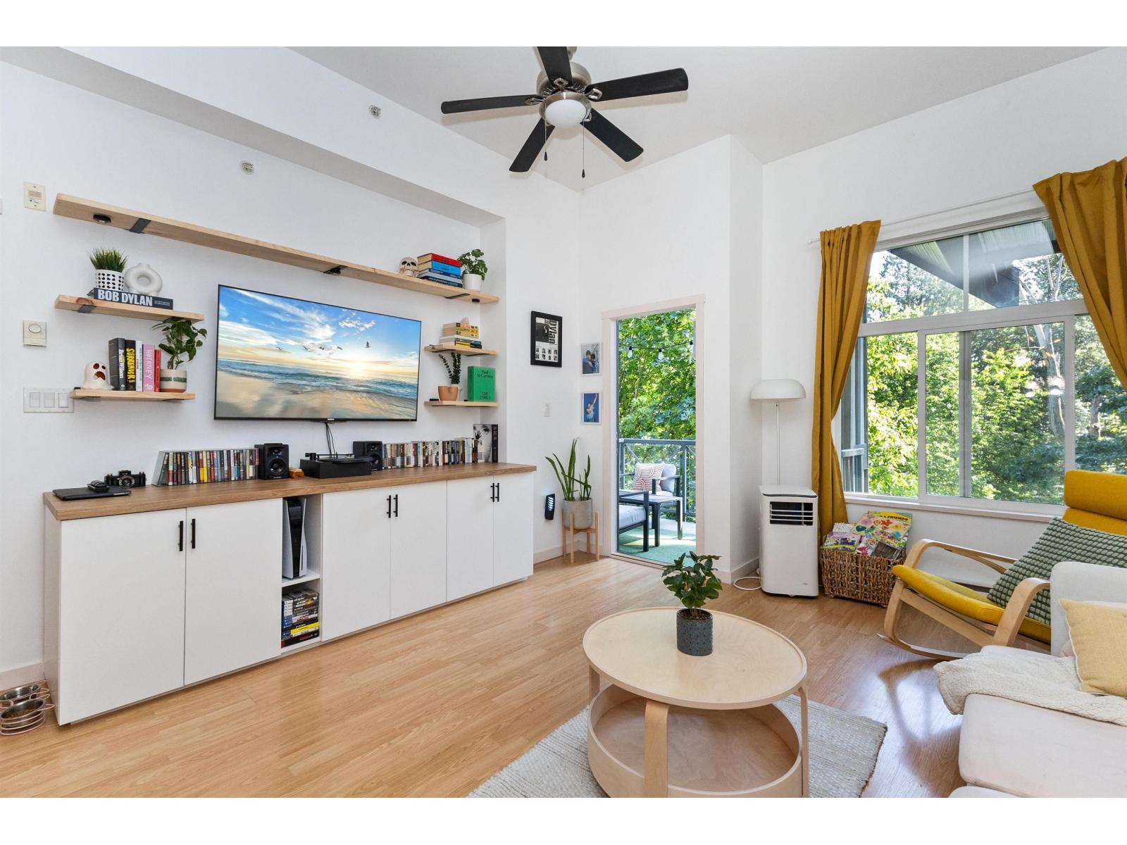 406 33338 E Bourquin Crescent, Abbotsford