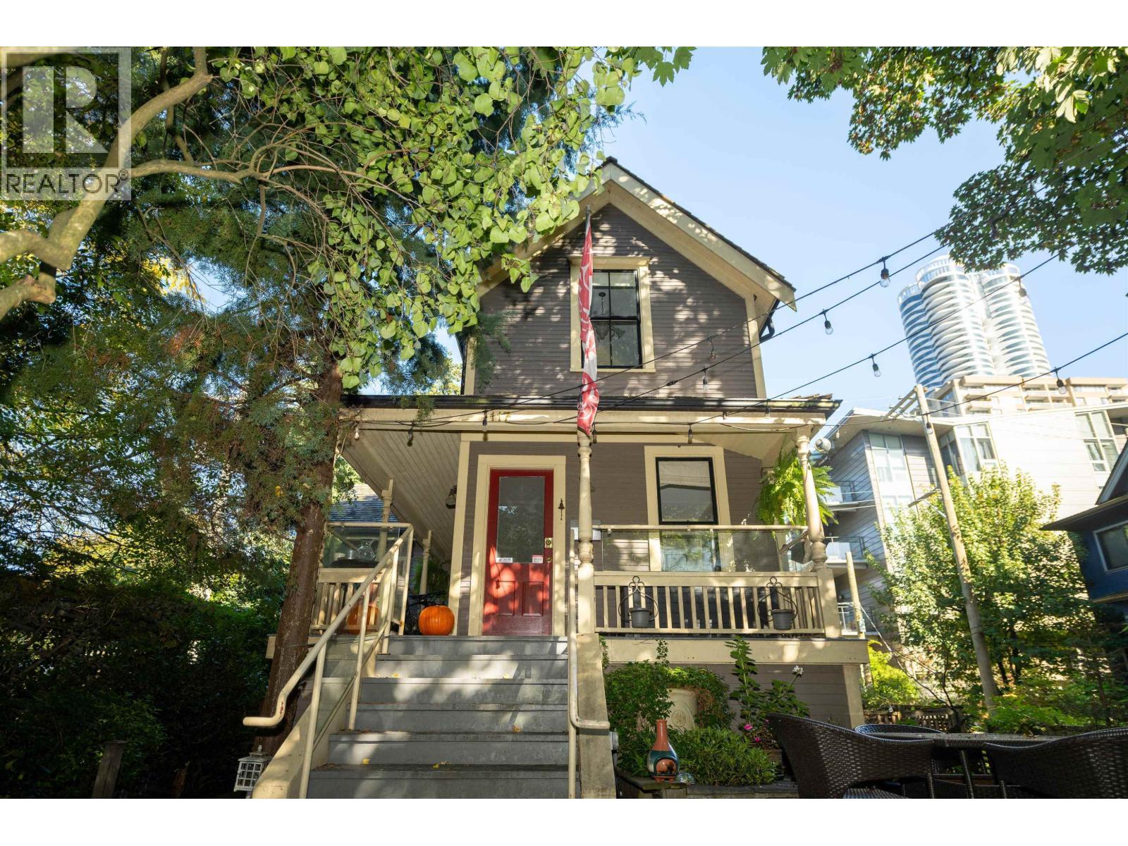 1117 Pendrell Street, Vancouver