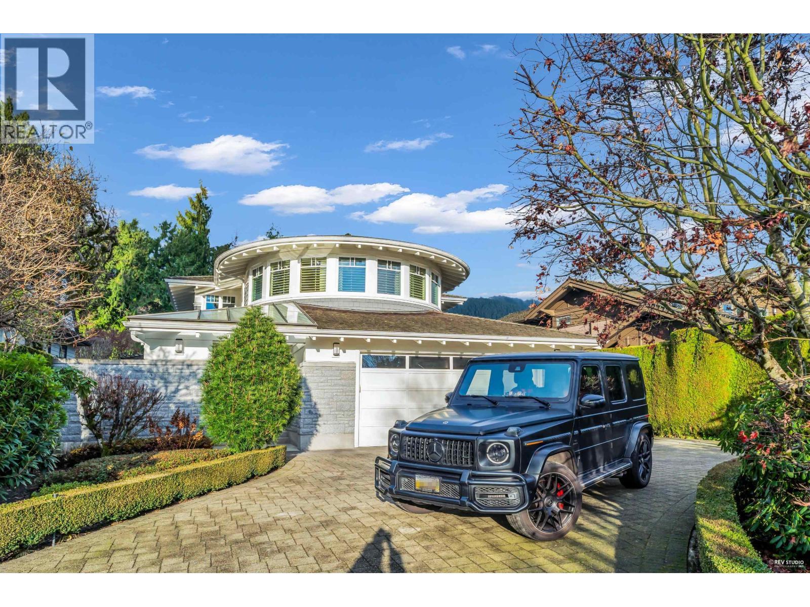 4358 Erwin Drive, West Vancouver