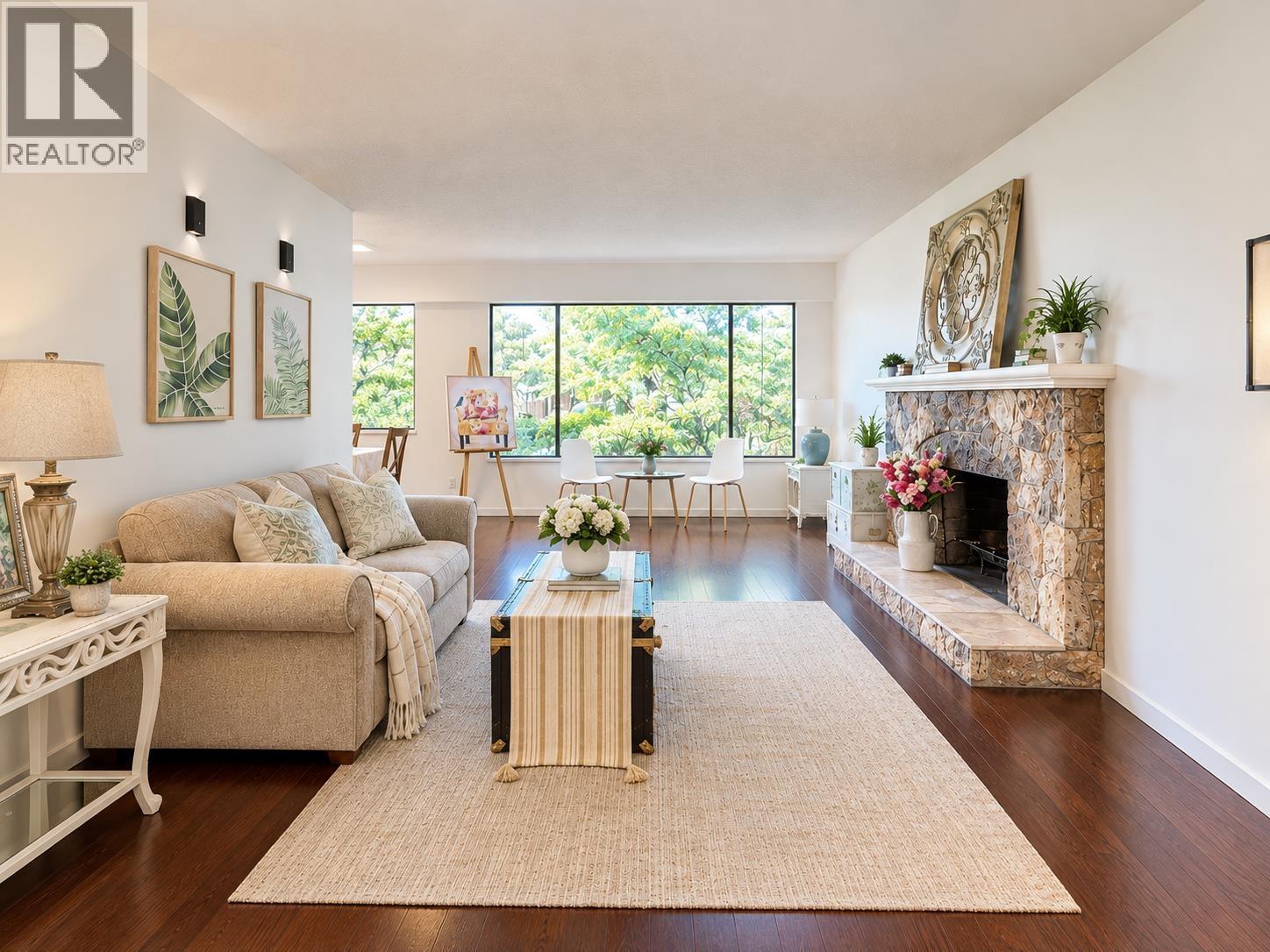 9560 Glendower Drive, Richmond