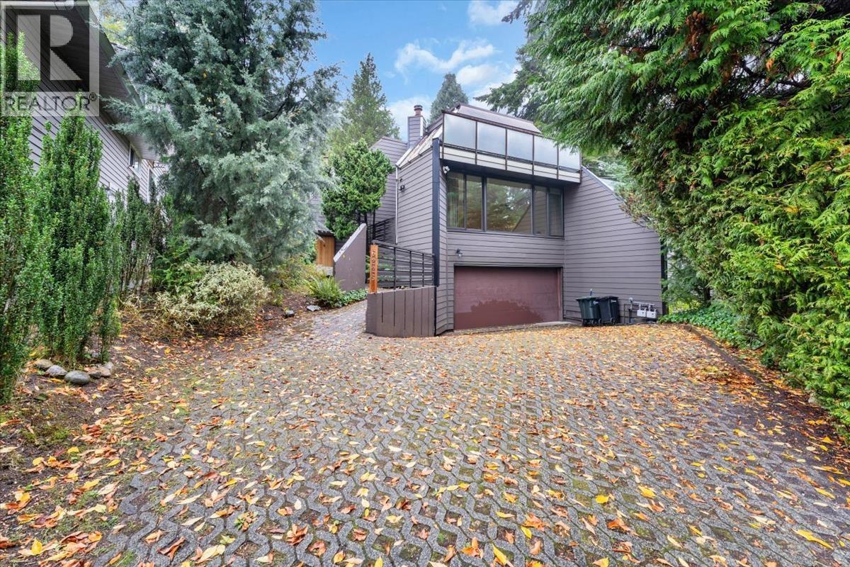 6225 Mckee Street, Burnaby