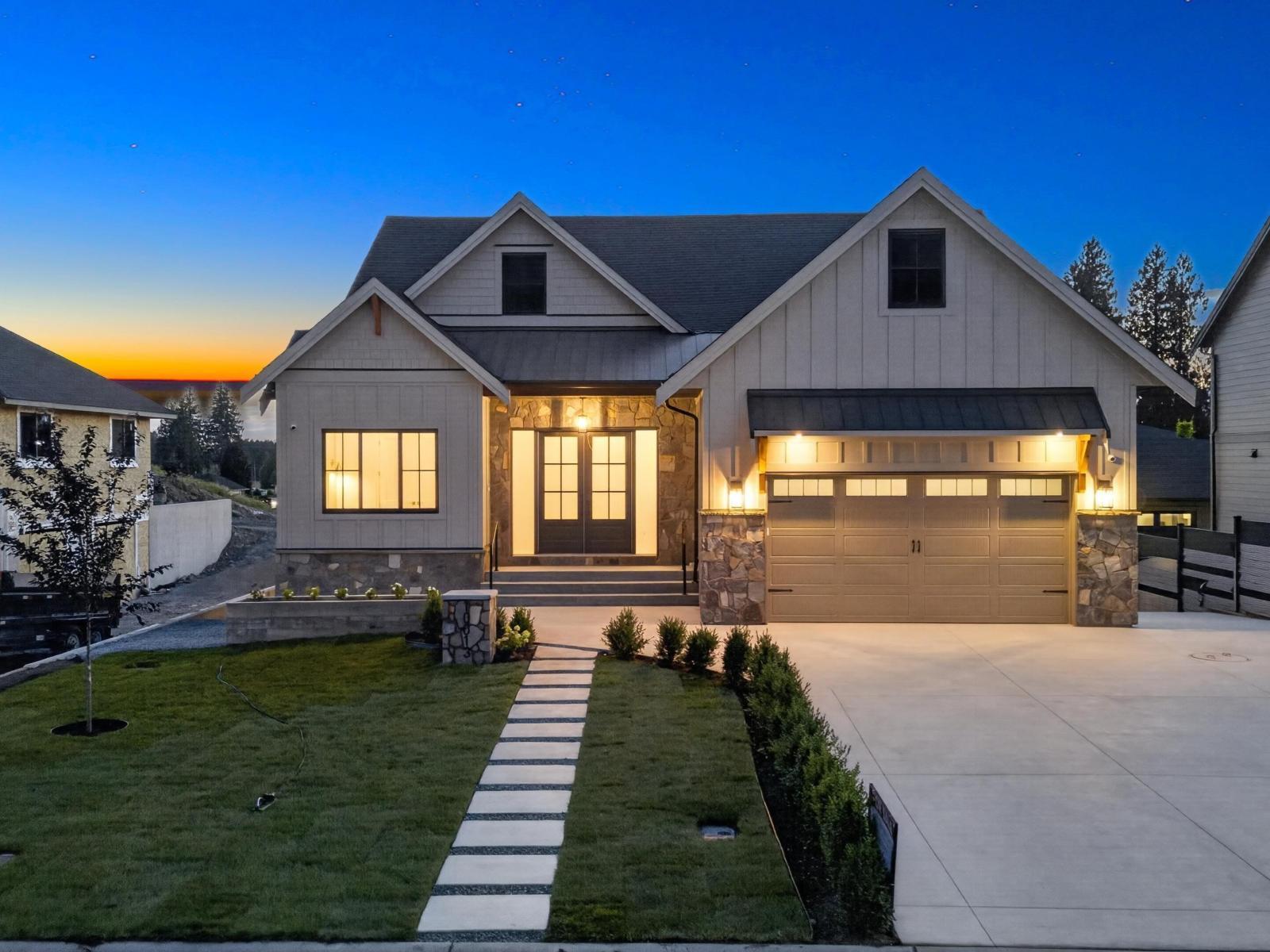 10013 Trillium Way, Chilliwack