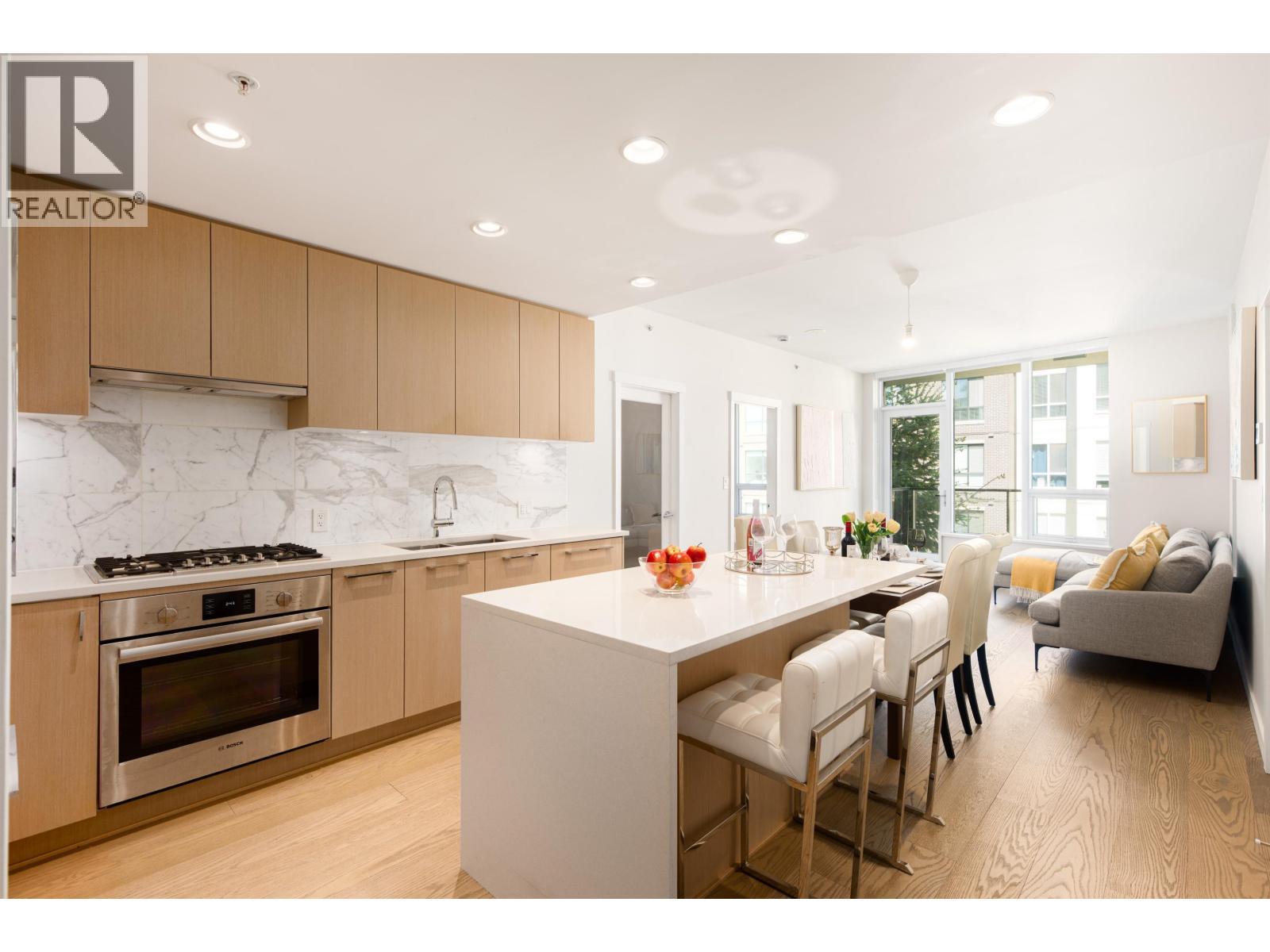 523 3563 Ross Drive, Vancouver