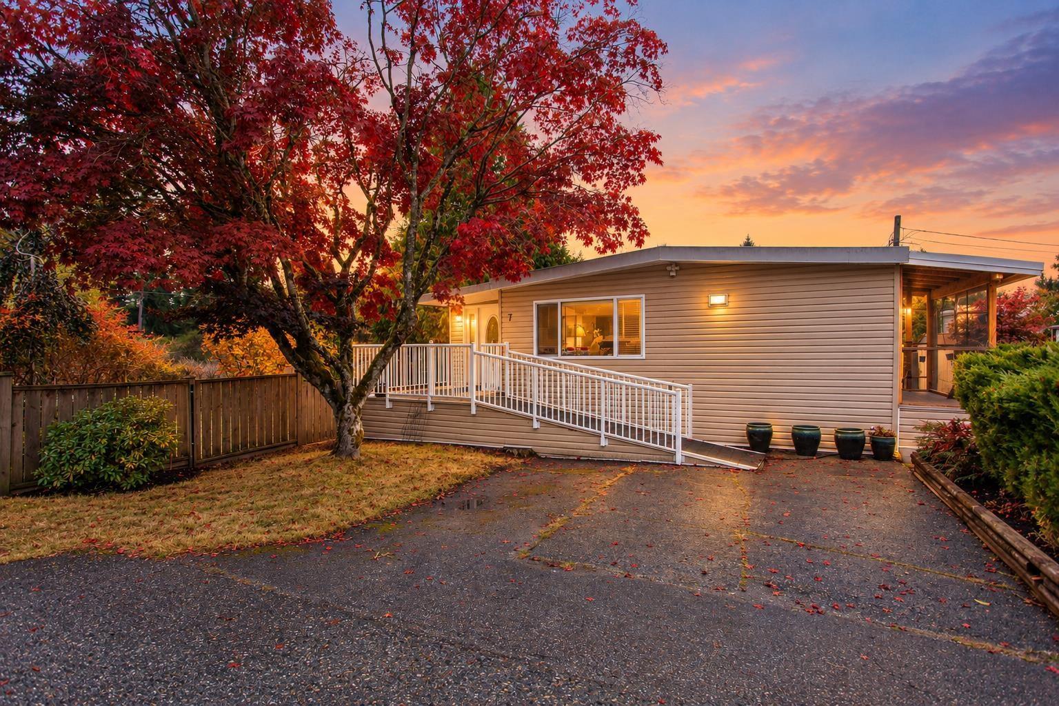 7 3031 200 Street, Langley