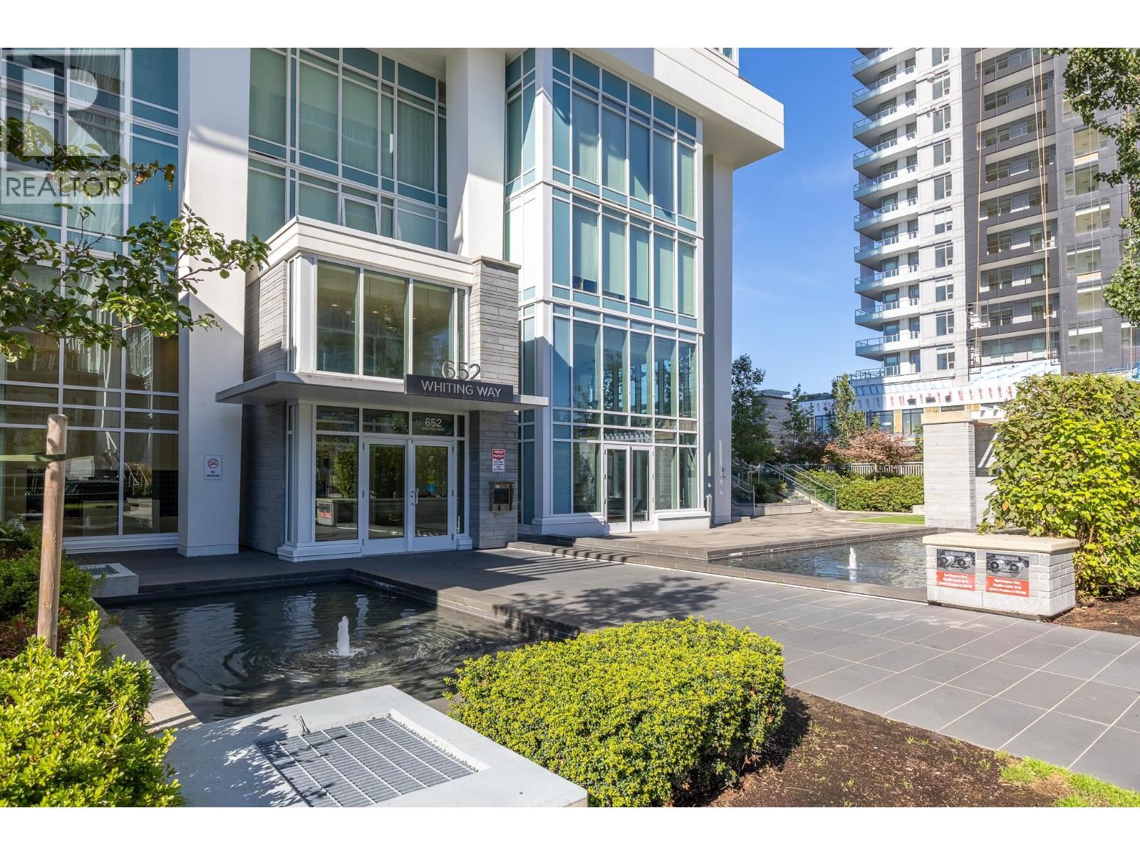 101 652 Whiting Way, Coquitlam