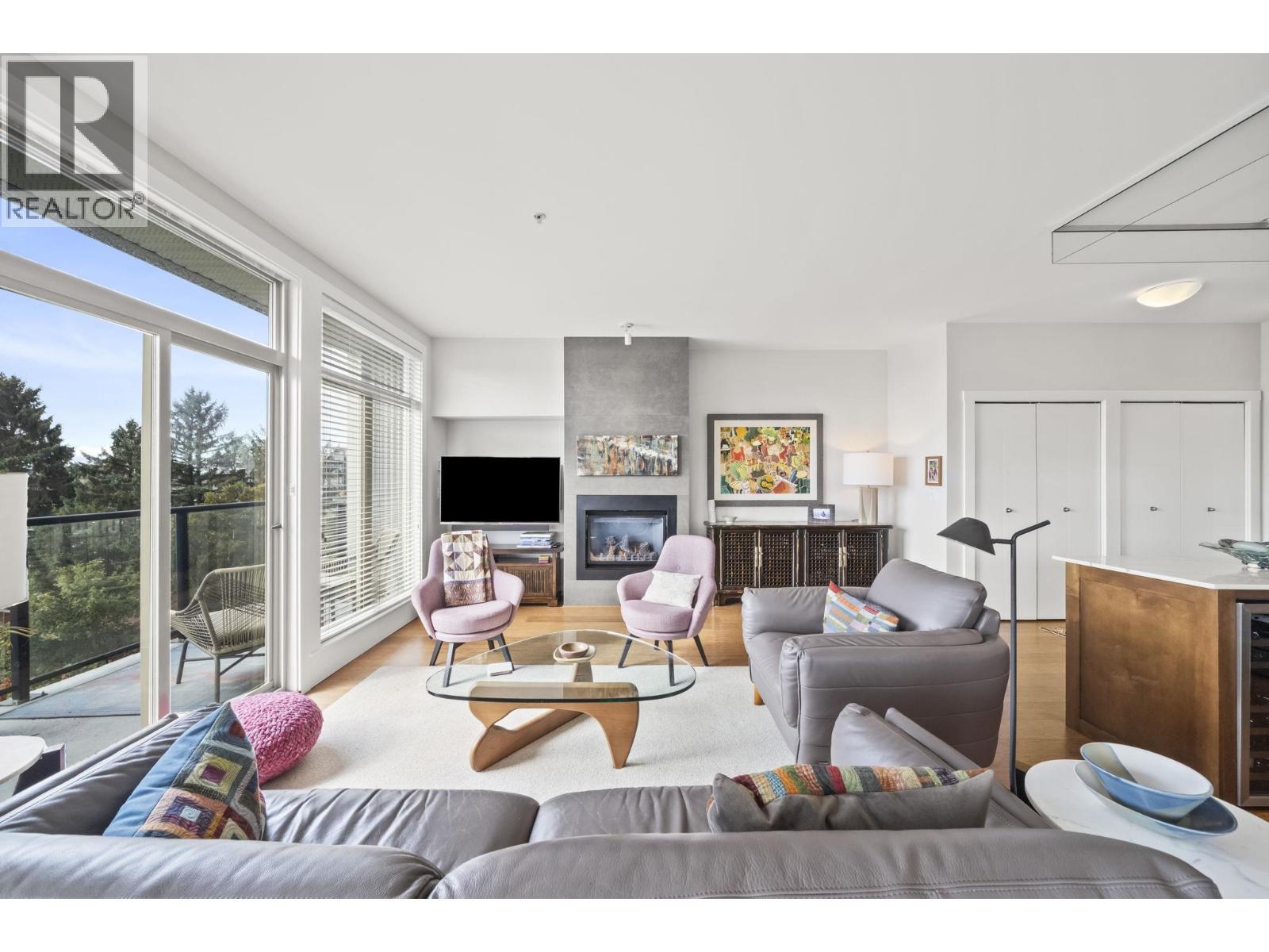 408 6233 London Road, Richmond