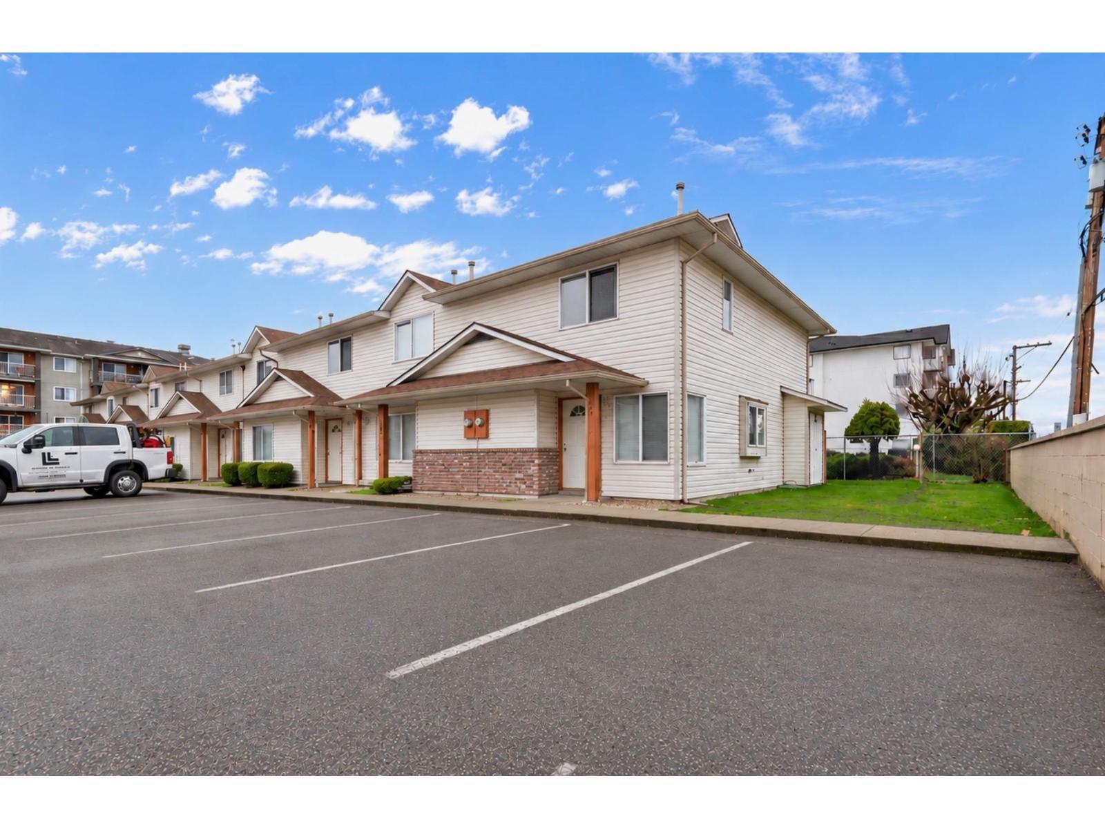 1 9206 Corbould Street, Chilliwack
