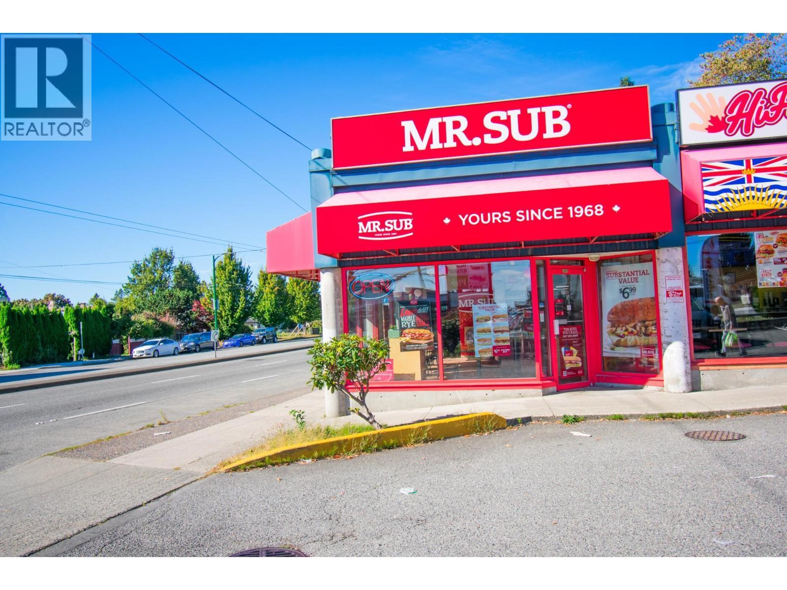 2885 E Broadway Street, Vancouver