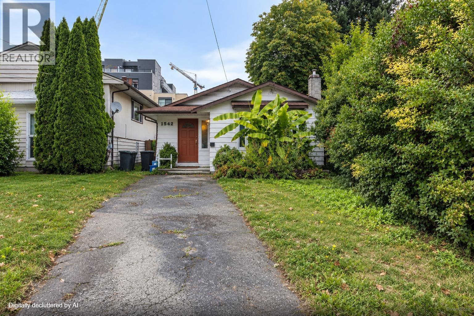 1542 Bond Street, North Vancouver