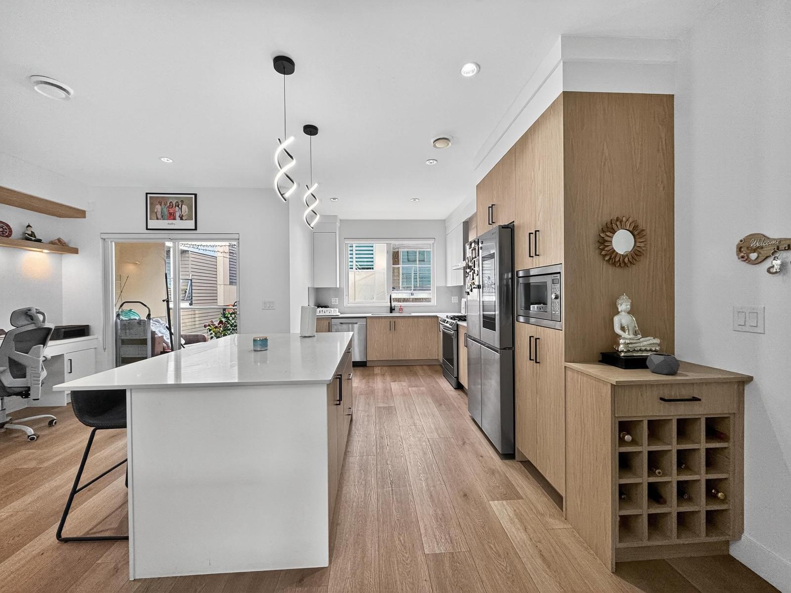 30 12585 104A Avenue, Surrey
