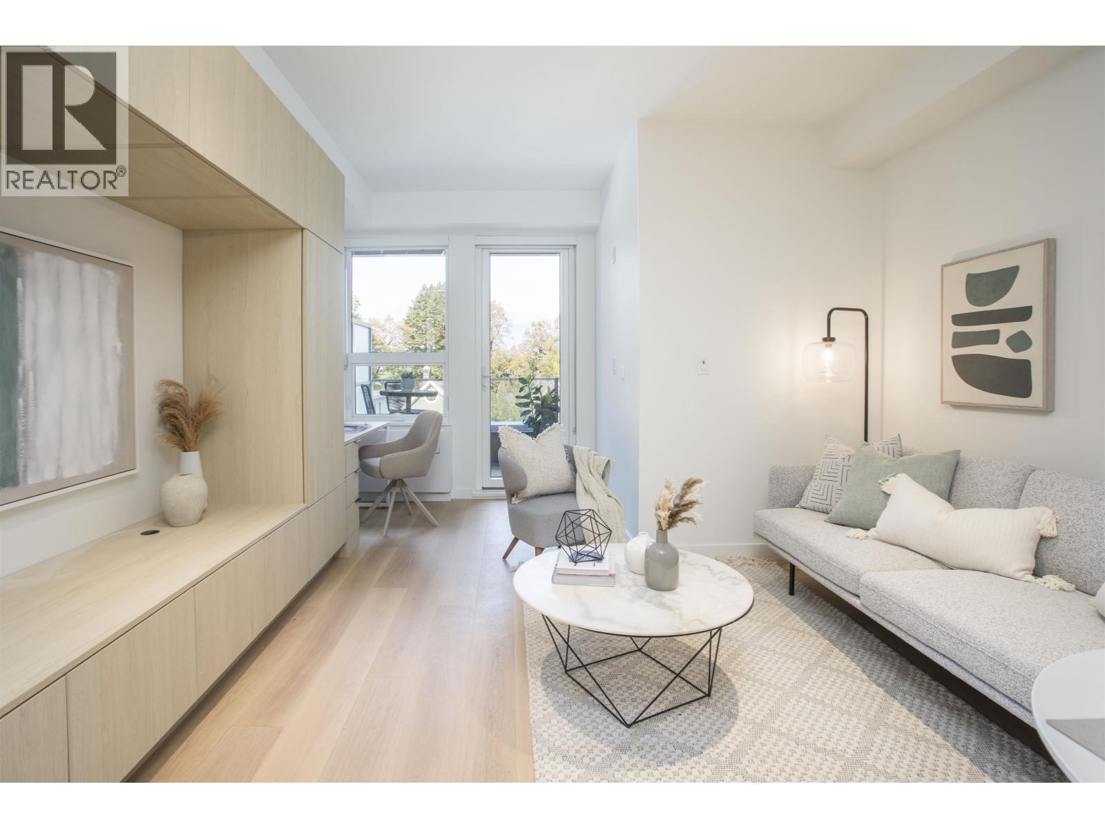426 2471 St. George Street, Vancouver
