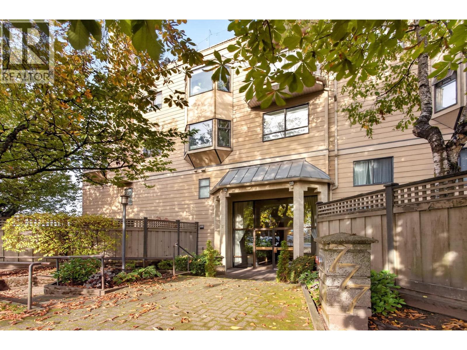408 777 Eighth Street, New Westminster