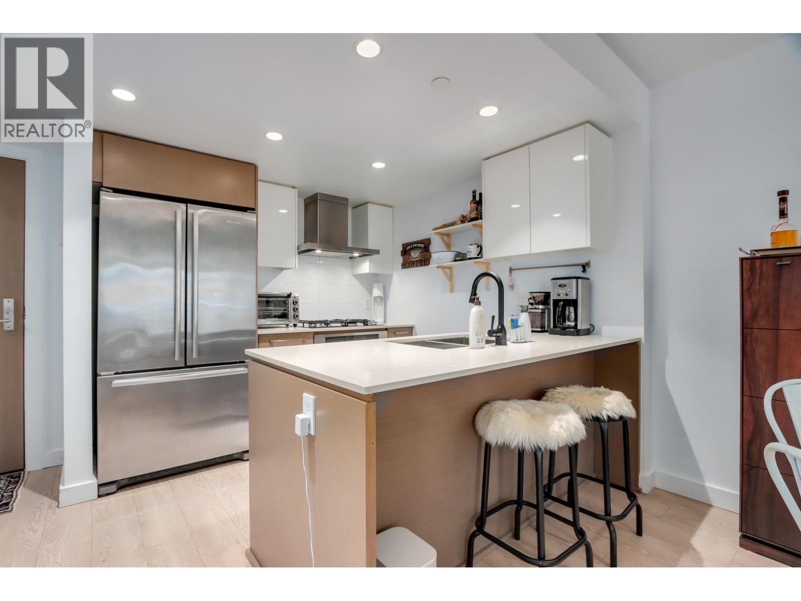 207 1618 Quebec Street, Vancouver