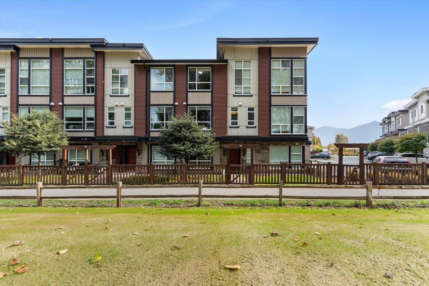 12 8413 Midtown Way, Chilliwack