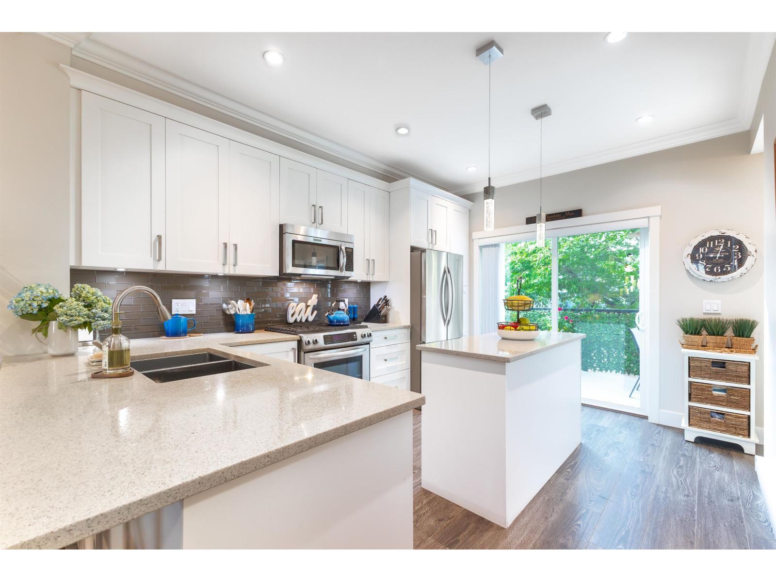 42 6591 195A Street, Surrey