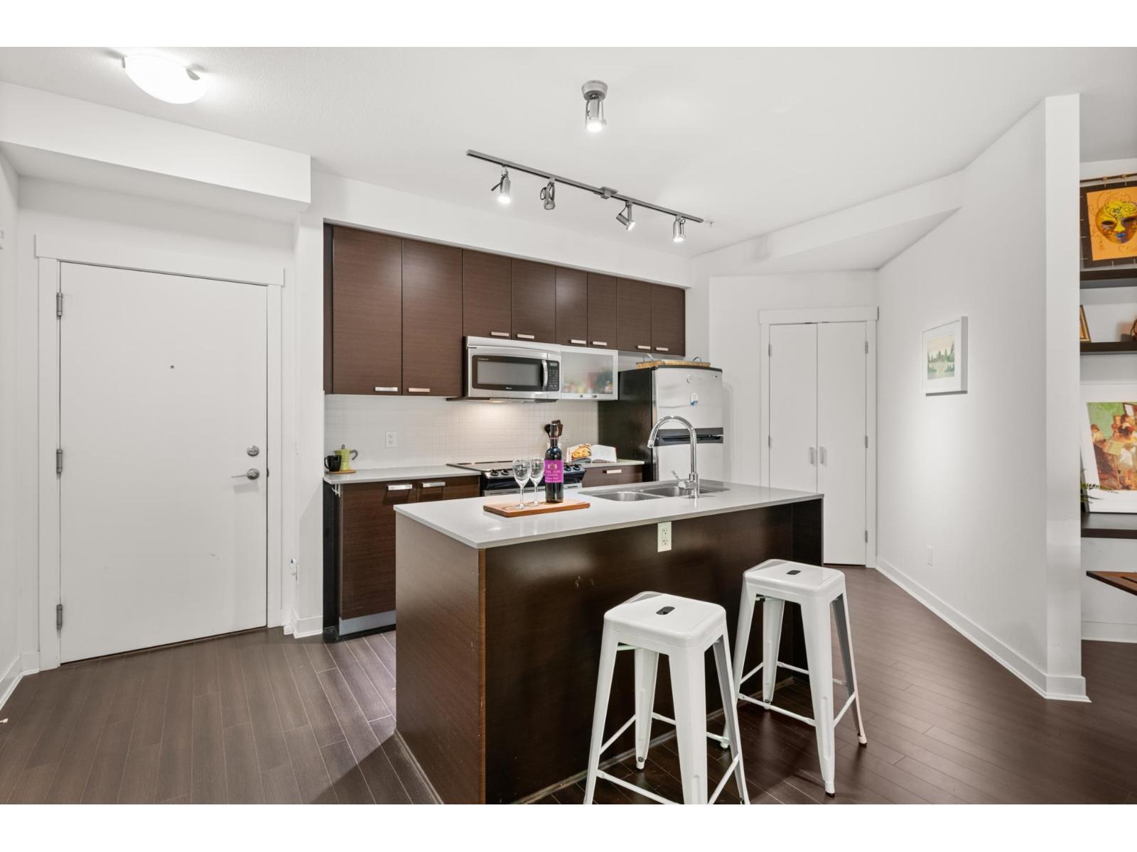331 18818 68 Avenue, Surrey