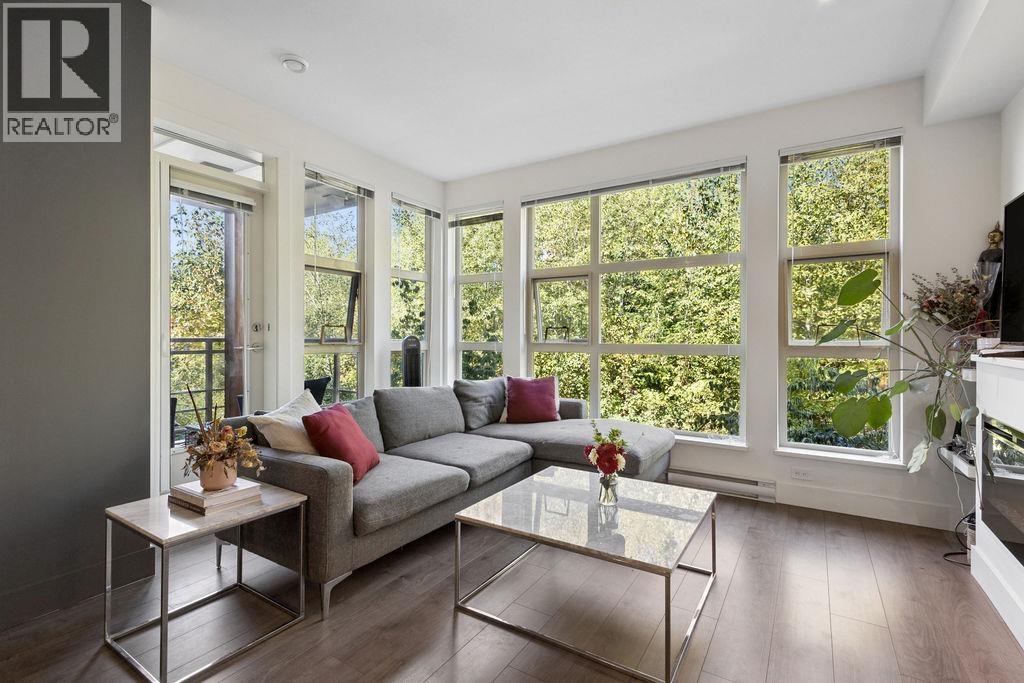 316 3602 Aldercrest Drive, North Vancouver